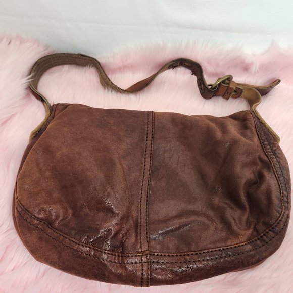 Lucky Brand Stash Brown Lamb Distressed Leather Fold Over Shoulder Hobo Bag - Picture 4 of 11